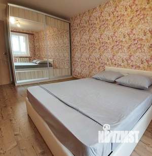 2-к квартира, посуточно, 64м2, 1/1 этаж