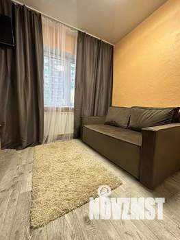 Студия квартира, посуточно, 35м2, 1/8 этаж