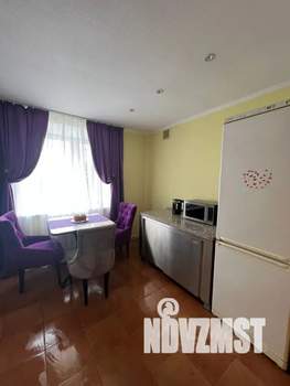 1-к квартира, посуточно, 50м2, 4/10 этаж