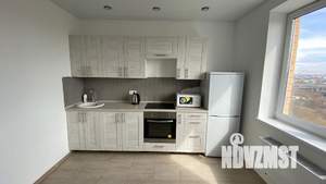 Студия квартира, посуточно, 35м2, 10/17 этаж