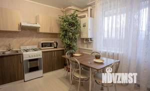 2-к квартира, посуточно, 82м2, 1/1 этаж
