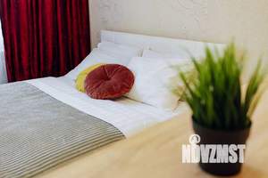 1-к квартира, посуточно, 42м2, 15/23 этаж