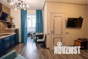 2-к квартира, посуточно, 44м2, 21/23 этаж