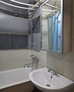 2-к квартира, на длительный срок, 45м2, 1/5 этаж