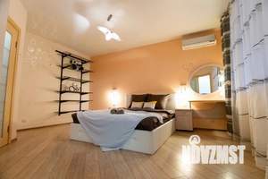 1-к квартира, посуточно, 44м2, 1/1 этаж