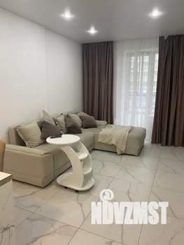 3-к квартира, посуточно, 60м2, 1/9 этаж