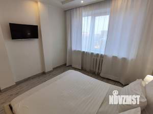 1-к квартира, посуточно, 38м2, 7/9 этаж