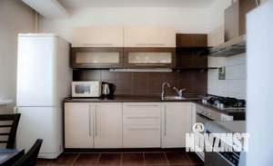 1-к квартира, посуточно, 52м2, 1/1 этаж