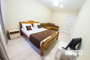 1-к квартира, посуточно, 41м2, 1/1 этаж