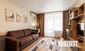 1-к квартира, посуточно, 38м2, 3/6 этаж