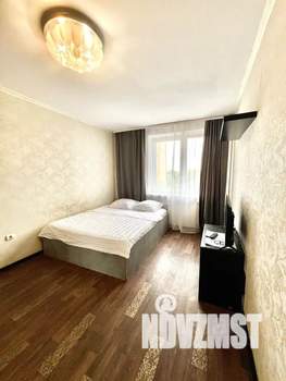 1-к квартира, посуточно, 35м2, 5/9 этаж