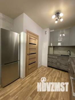 1-к квартира, посуточно, 40м2, 7/8 этаж