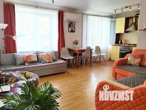 2-к квартира, посуточно, 46м2, 1/1 этаж