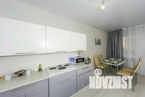 1-к квартира, посуточно, 50м2, 17/22 этаж