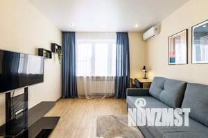 1-к квартира, посуточно, 35м2, 6/9 этаж