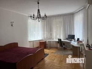 3-к квартира, на длительный срок, 105м2, 1/6 этаж