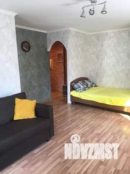 1-к квартира, посуточно, 32м2, 4/5 этаж