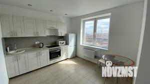 Студия квартира, посуточно, 35м2, 10/17 этаж