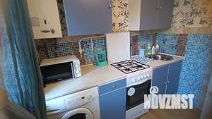 1-к квартира, посуточно, 33м2, 3/3 этаж
