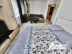 1-к квартира, посуточно, 35м2, 4/5 этаж