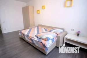 1-к квартира, посуточно, 40м2, 1/1 этаж