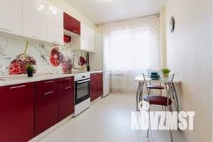 1-к квартира, посуточно, 42м2, 15/23 этаж