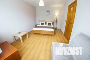 1-к квартира, посуточно, 35м2, 2/9 этаж