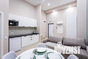 2-к квартира, посуточно, 50м2, 1/20 этаж