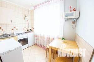 1-к квартира, посуточно, 35м2, 2/9 этаж