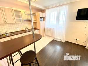 Студия квартира, посуточно, 45м2, 7/25 этаж