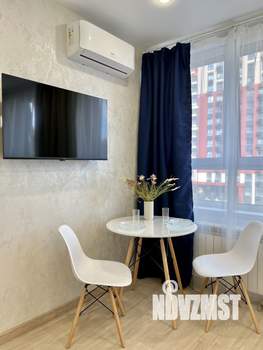 Студия квартира, посуточно, 30м2, 4/22 этаж