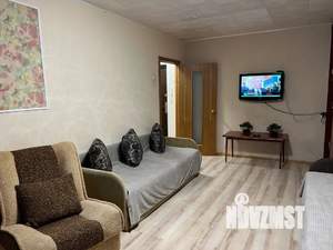 1-к квартира, посуточно, 35м2, 2/9 этаж