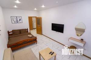1-к квартира, посуточно, 42м2, 8/12 этаж