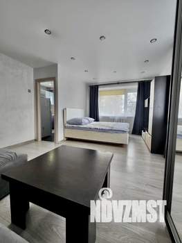 1-к квартира, посуточно, 35м2, 4/5 этаж