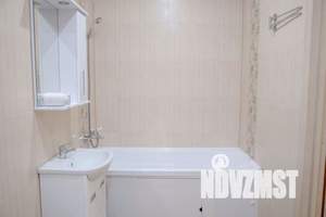 1-к квартира, посуточно, 42м2, 2/17 этаж