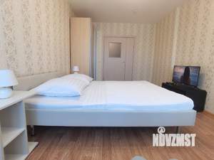 1-к квартира, посуточно, 37м2, 4/5 этаж