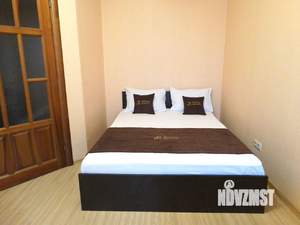 1-к квартира, посуточно, 38м2, 6/9 этаж