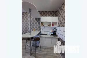 1-к квартира, посуточно, 35м2, 13/22 этаж