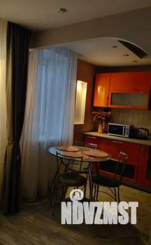 1-к квартира, посуточно, 39м2, 7/13 этаж