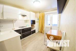 2-к квартира, посуточно, 65м2, 1/9 этаж