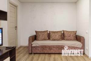 2-к квартира, посуточно, 40м2, 2/6 этаж