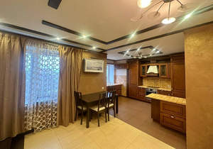 5-к квартира, на длительный срок, 144м2, 5/5 этаж