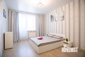 2-к квартира, посуточно, 65м2, 1/10 этаж