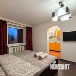 1-к квартира, посуточно, 45м2, 1/1 этаж