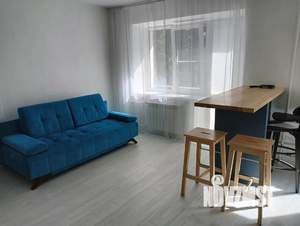 Студия квартира, посуточно, 42м2, 3/5 этаж