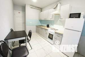 1-к квартира, посуточно, 39м2, 6/22 этаж