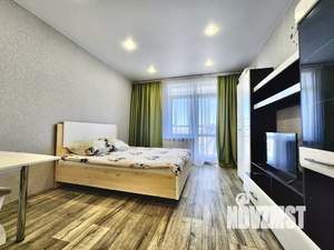 Студия квартира, посуточно, 35м2, 6/14 этаж