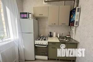 2-к квартира, посуточно, 45м2, 1/5 этаж