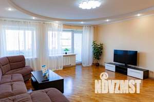 3-к квартира, посуточно, 106м2, 5/6 этаж