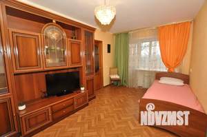 2-к квартира, посуточно, 45м2, 3/5 этаж